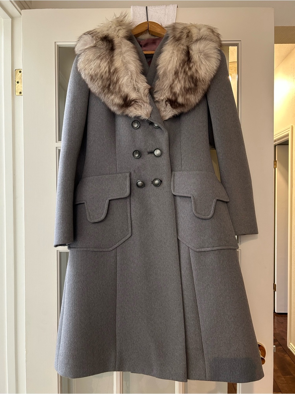 Vintage 1970s Grey Virgin Wool Fox Fur Collar Princess Coat Mob Wife XS
